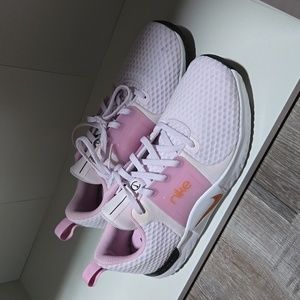 Nike Women's Tennis Shoes- Size 9.5- Pink and White